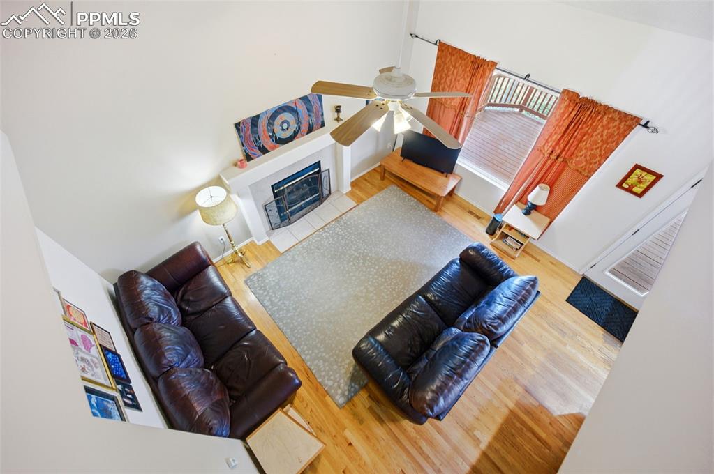 Image 11 of 49: Family Room