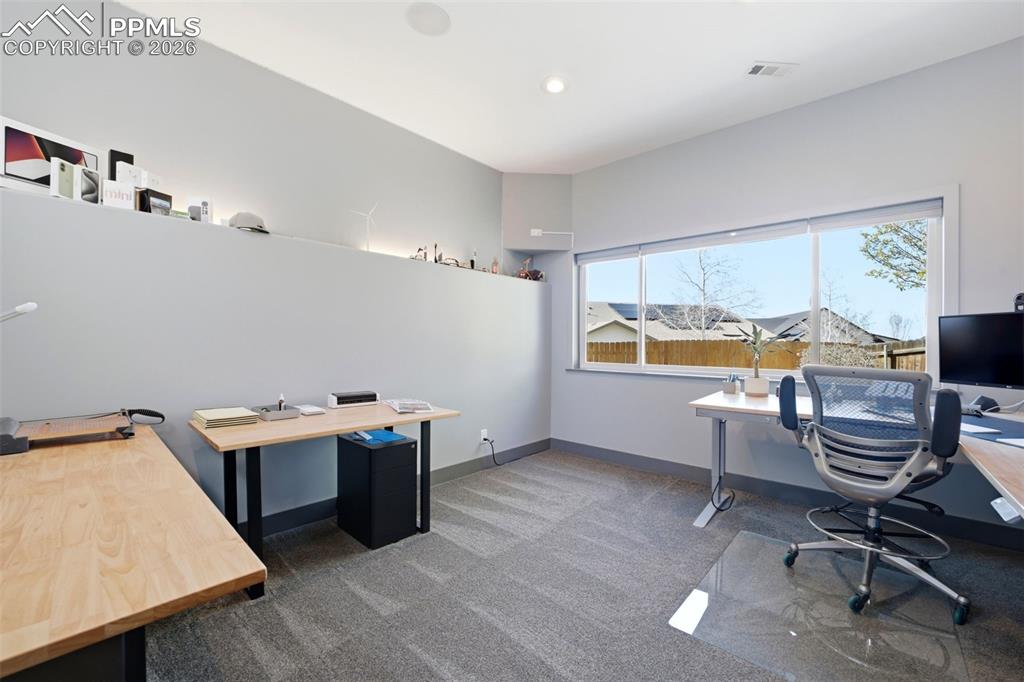 Image 40 of 50: Bedroom