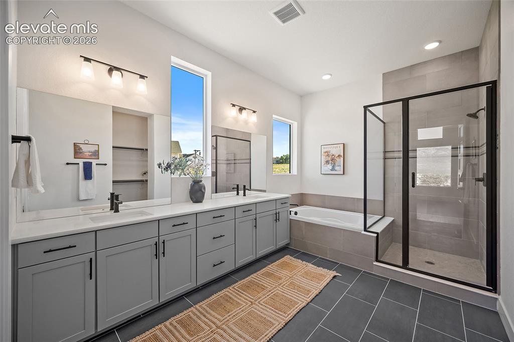 Image 31 of 49: Master Bathroom
