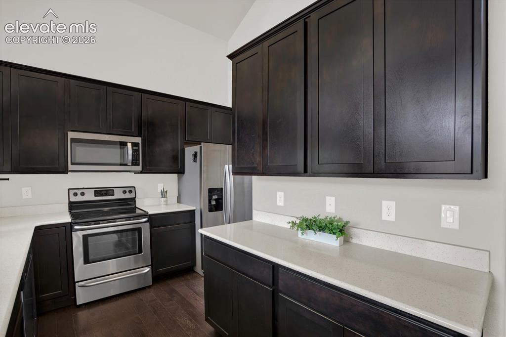 Image 10 of 46: Family Room