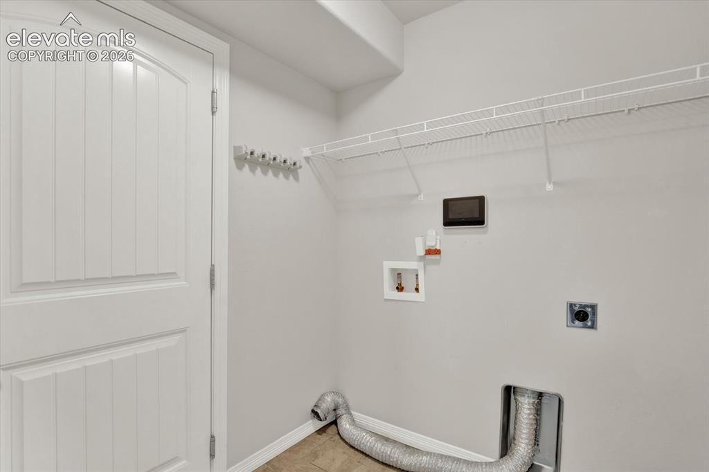 Image 31 of 46: Bathroom