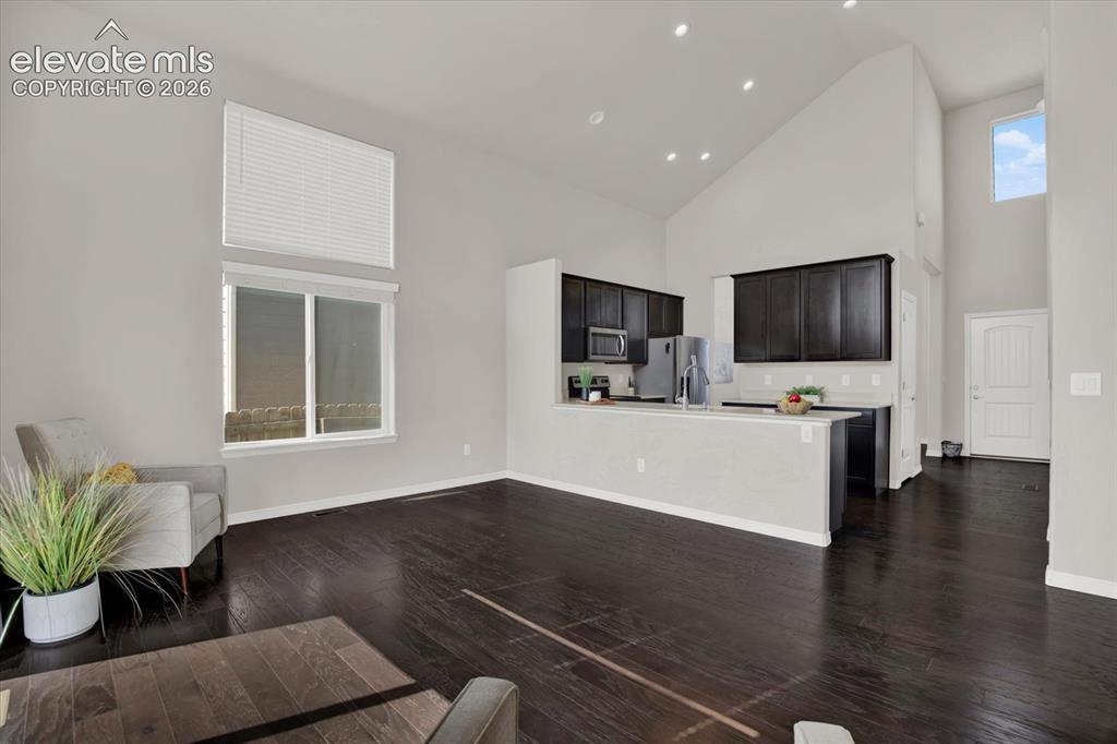 Image 8 of 46: Family Room