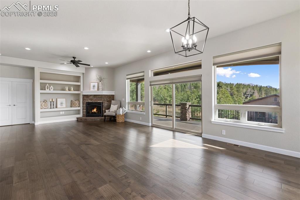 Image 15 of 50: Living Room