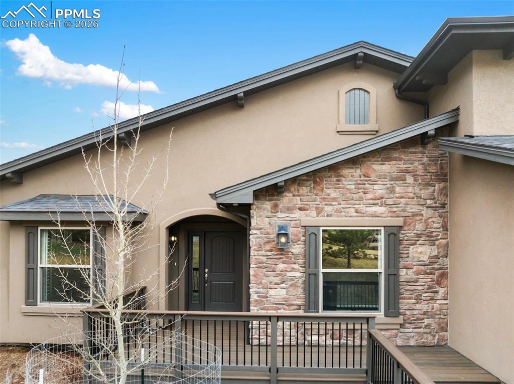 Image 50 of 50: Entry