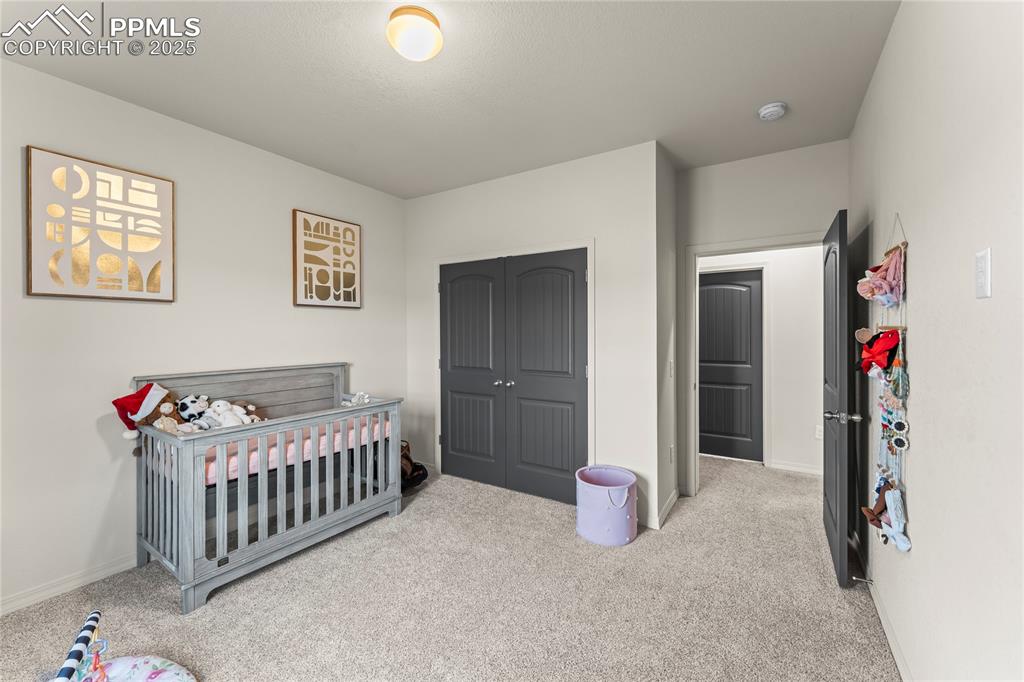 Image 20 of 29: Bedroom