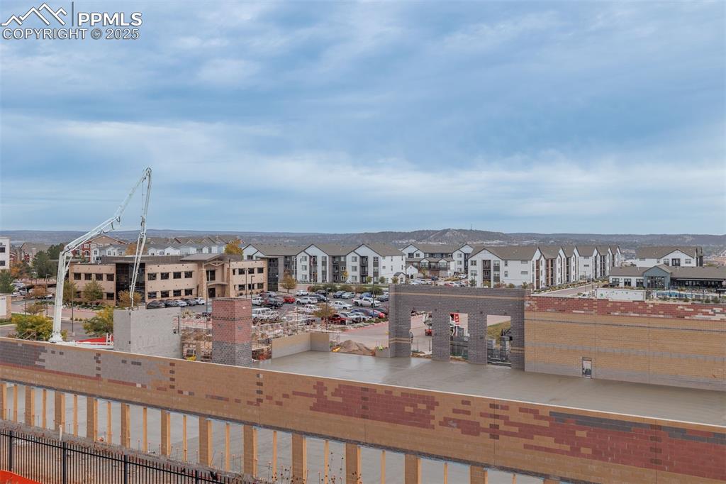 Image 21 of 21: View