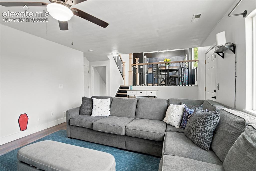 Image 11 of 20: Living Room