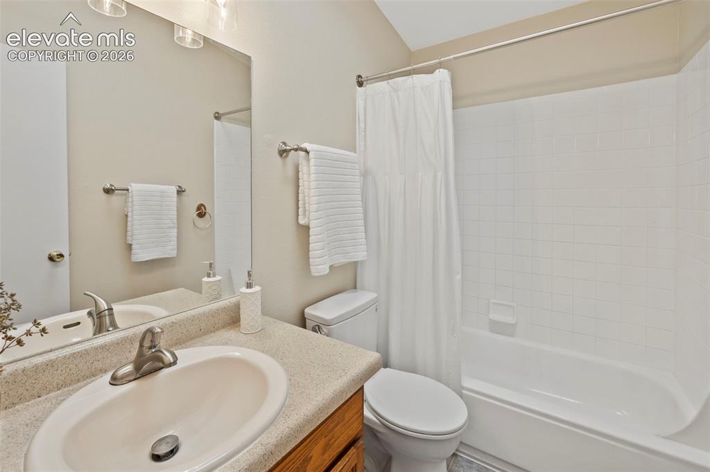 Image 25 of 38: Master Bathroom