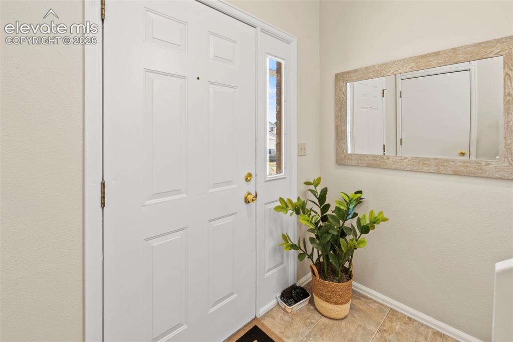 Image 9 of 38: Entry