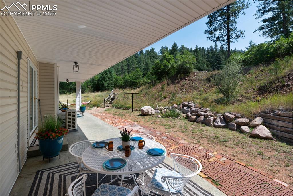 Image 30 of 39: Patio