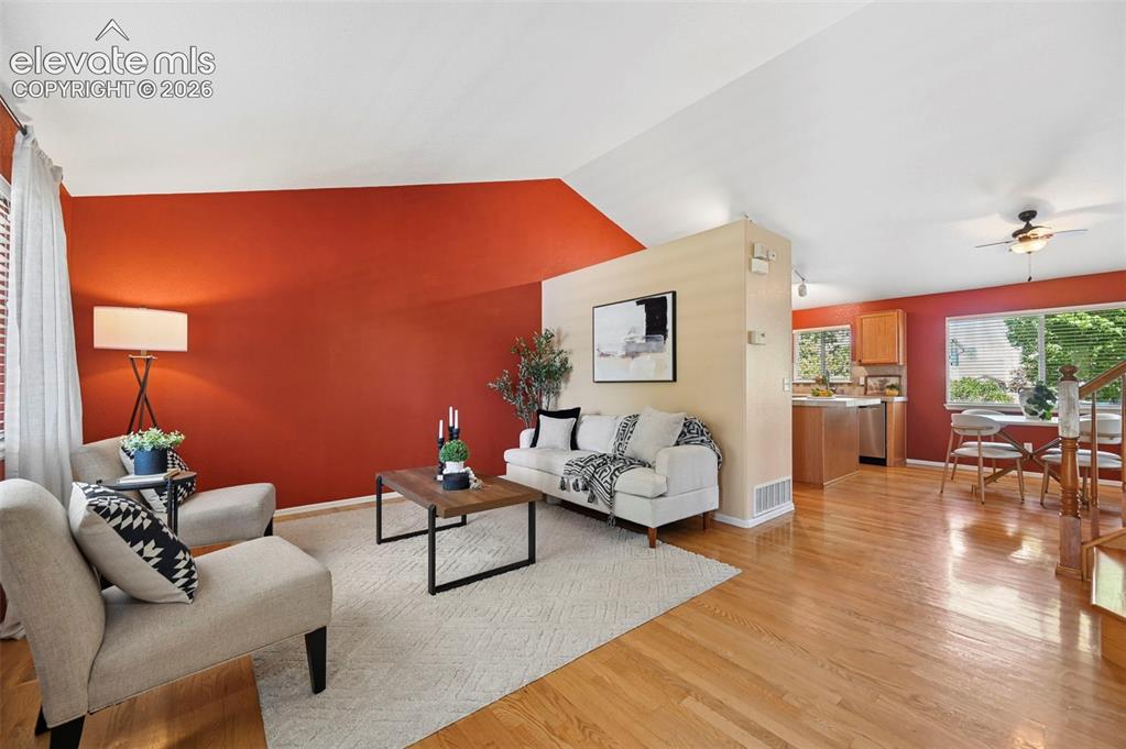 Image 2 of 32: Family Room