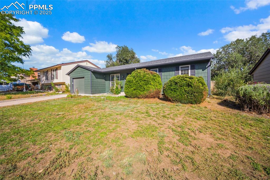 Image 2 of 38: Ranch-style house