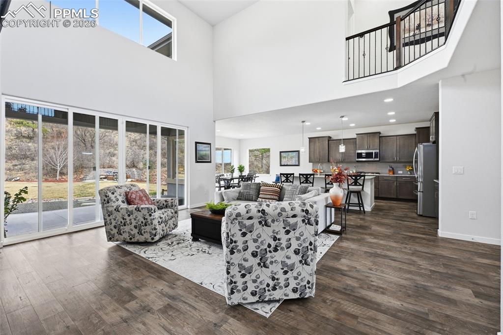 Image 12 of 50: Living Room