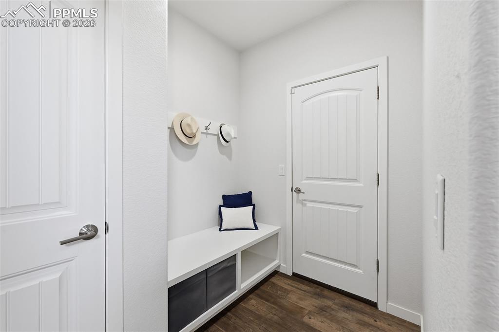 Image 43 of 50: Mud Room