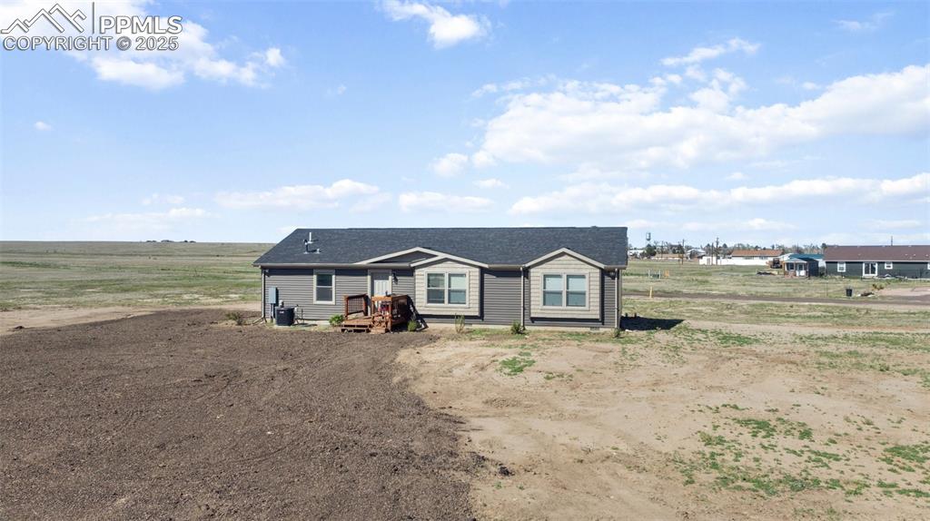 Image 3 of 34: View of manufactured / mobile home