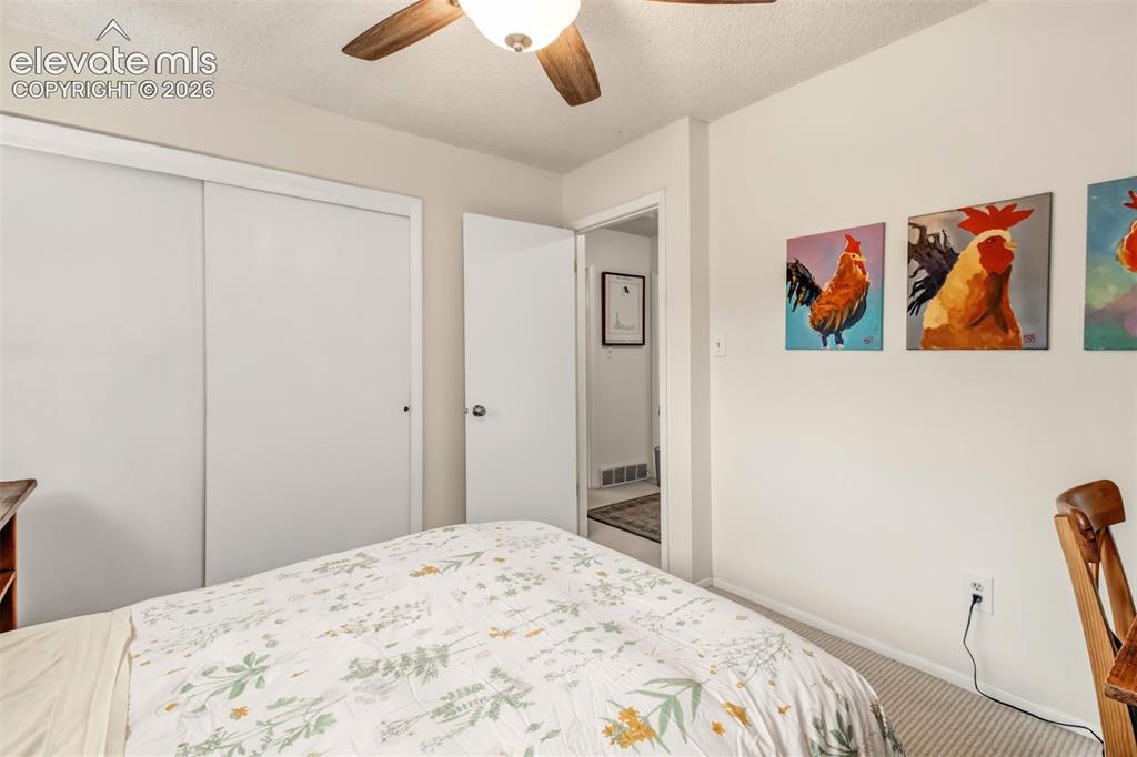 Image 19 of 48: Bedroom