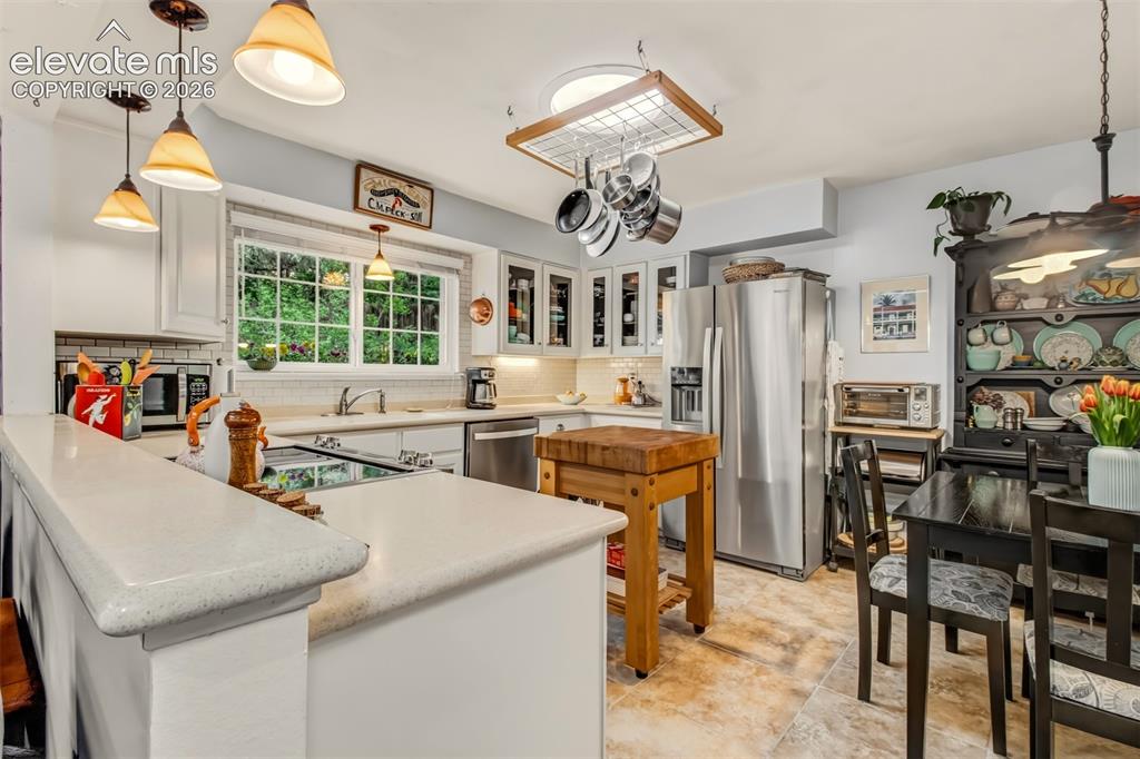 Image 8 of 48: Kitchen