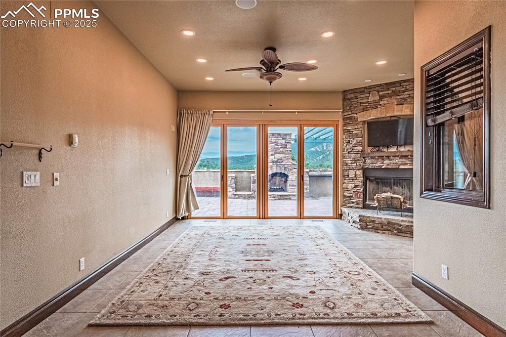 Image 9 of 46: Living Room
