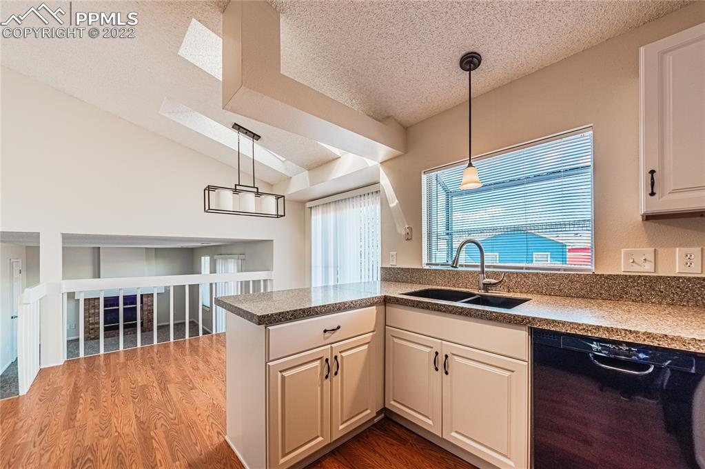 Listing 3137441, Image 8 of 41