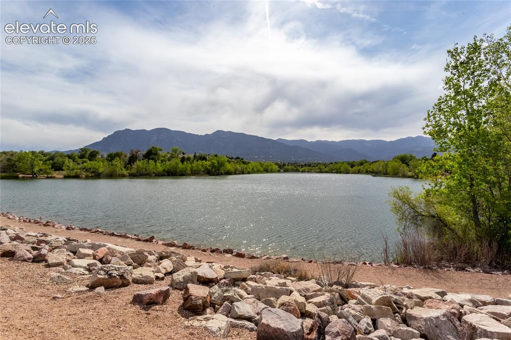 Image 33 of 37: Quail Lake is located just across the street.