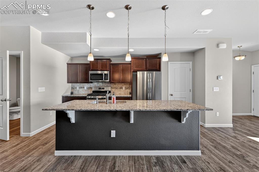 Image 14 of 38: Kitchen