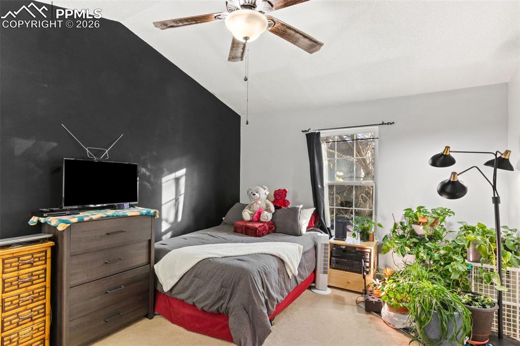 Image 9 of 19: Bedroom