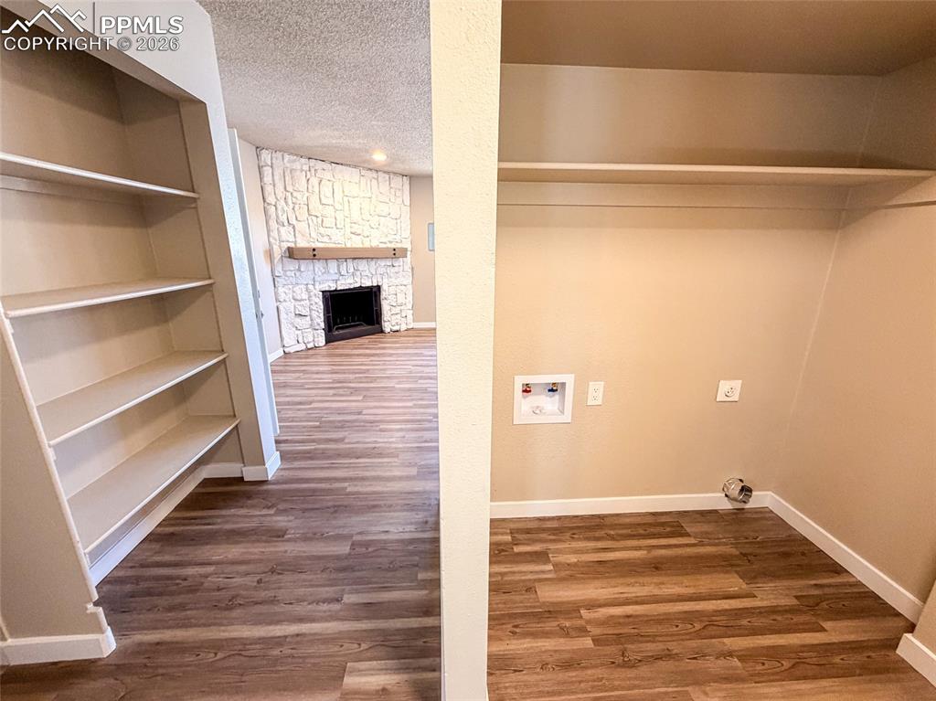 Image 13 of 35: Laundry