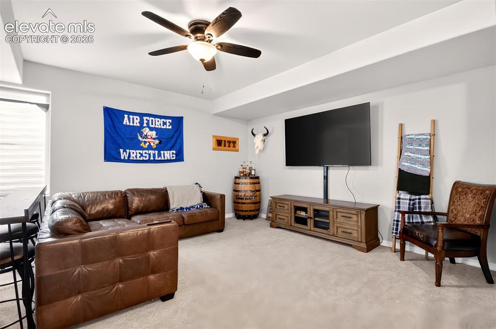 Image 24 of 41: Family room