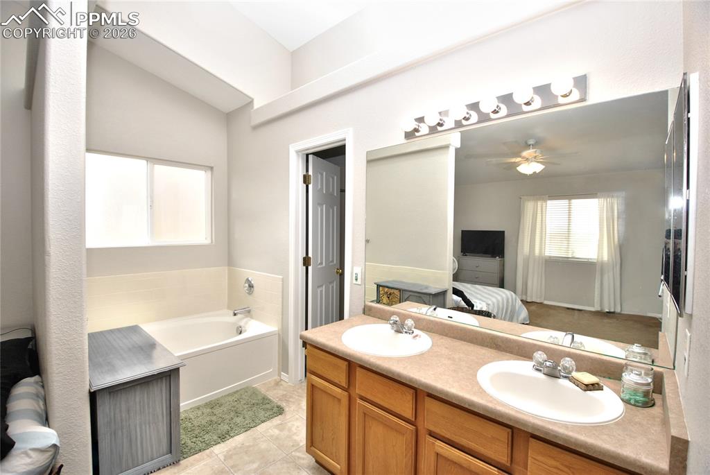 Image 7 of 12: Master Bathroom