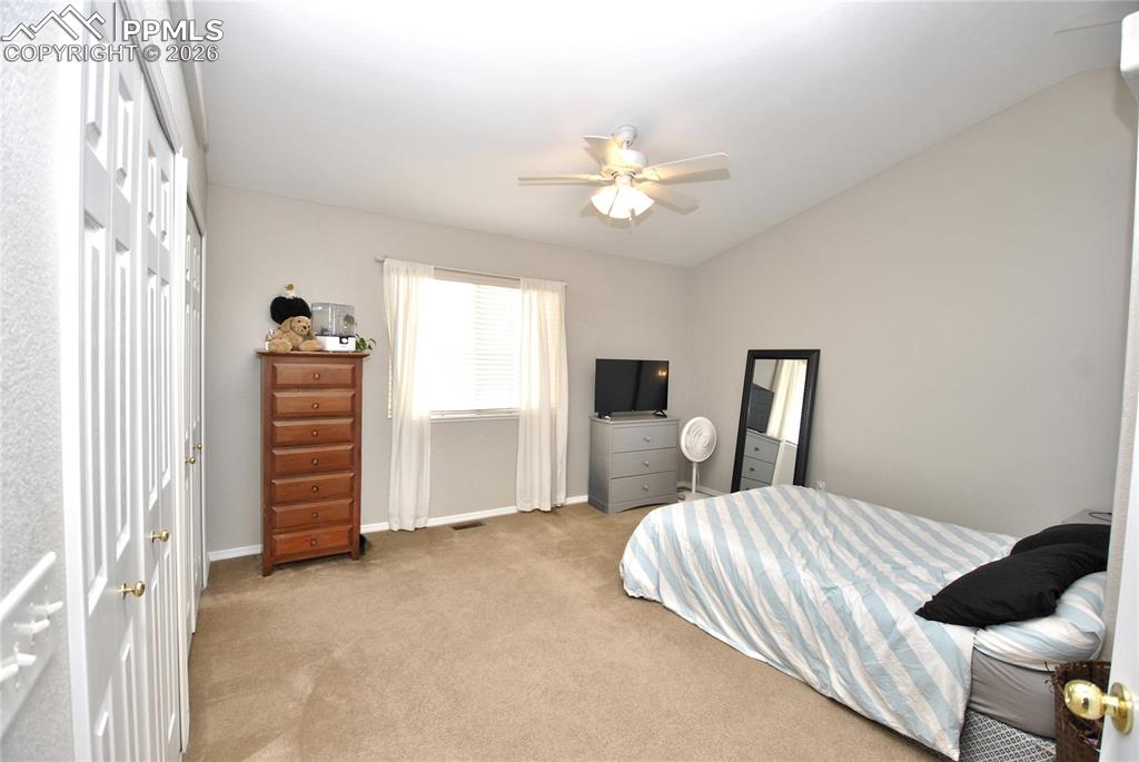 Image 8 of 12: Master Bedroom