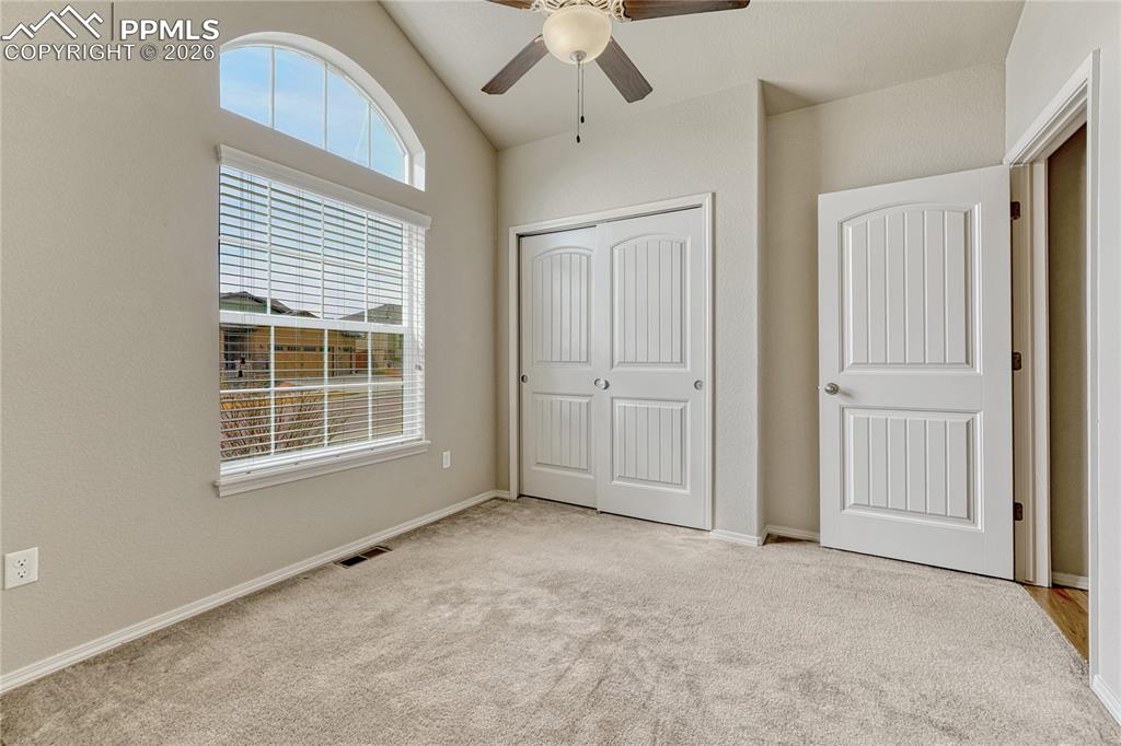 Image 21 of 38: Bedroom