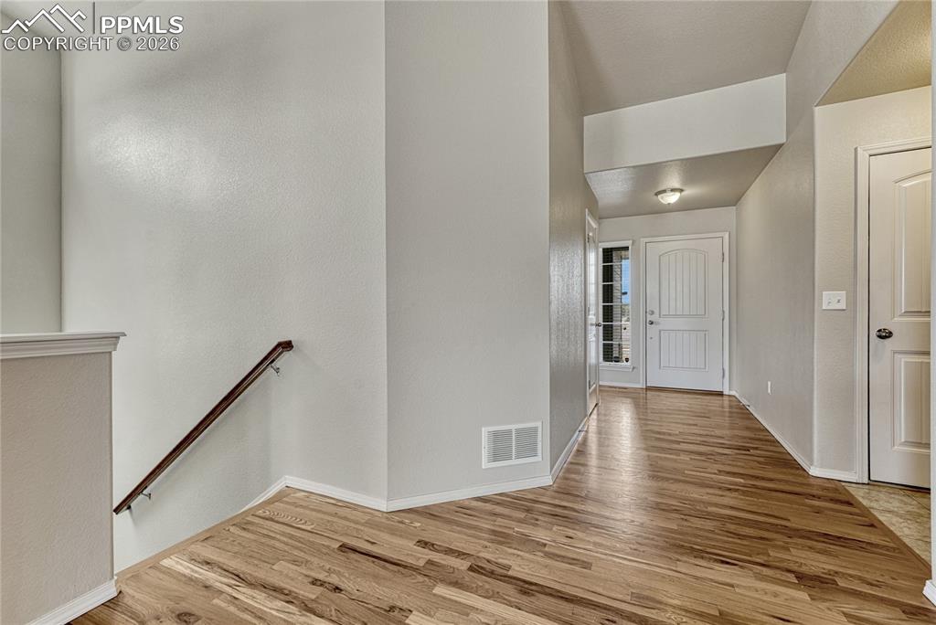 Image 5 of 38: Entry