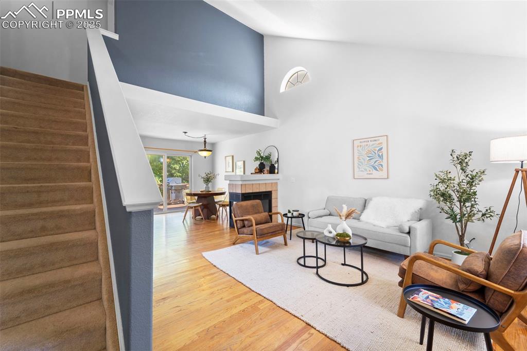 Image 13 of 46: Living Room