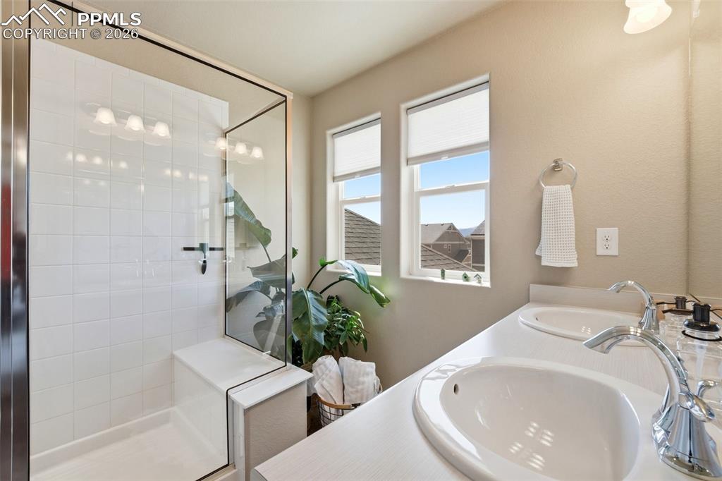 Image 25 of 46: Master Bathroom