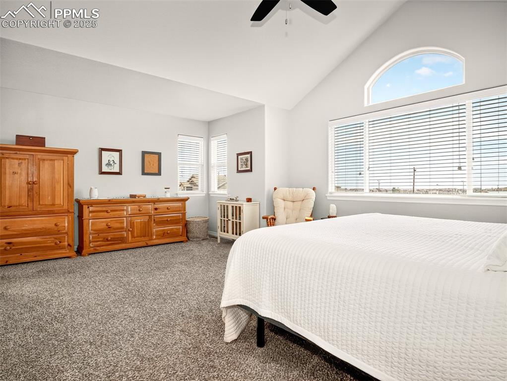 Image 20 of 48: Bedroom
