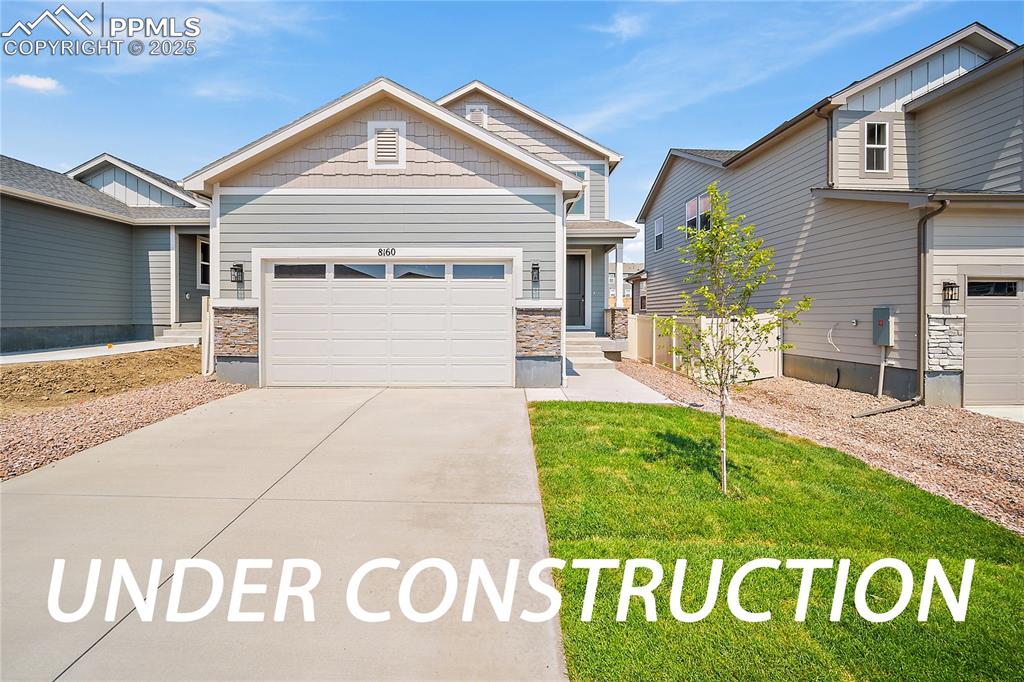 Caption: *Please note photos are of the model and not the actual home, though it is the same floorplan!
