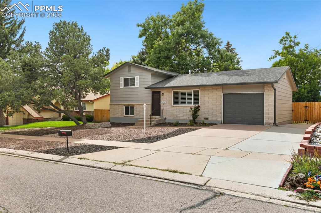 Image 31 of 35: Front of Structure