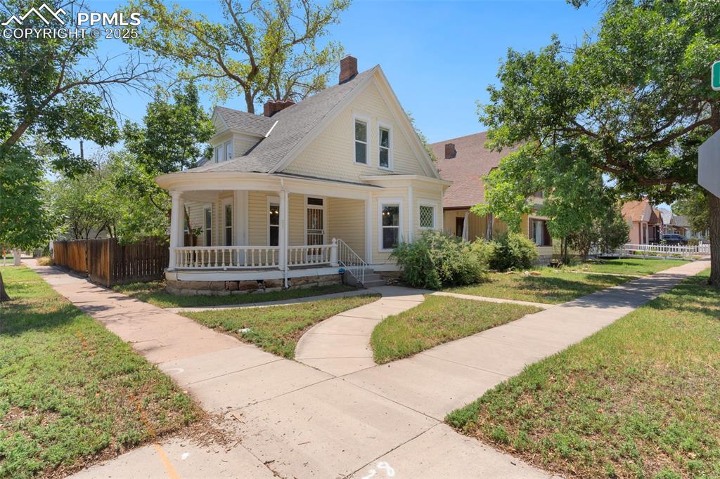 Image 7 of 36: Front of Structure