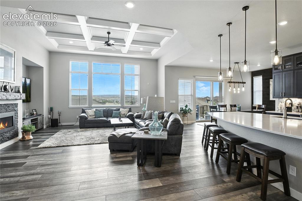Image 7 of 47: Living Room