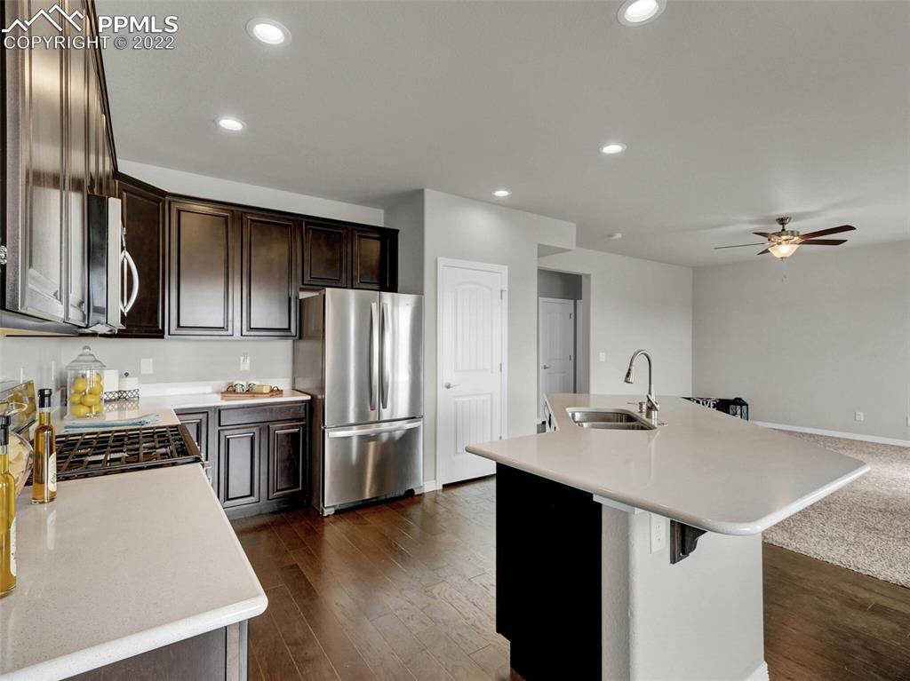 Listing 3153352, Image 4 of 39