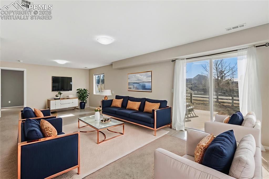 Image 21 of 39: Virtually Staged