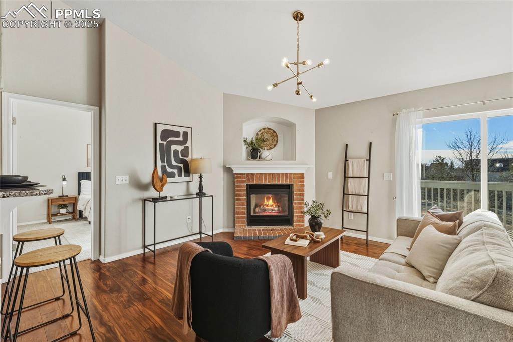 Image 5 of 39: Living Room