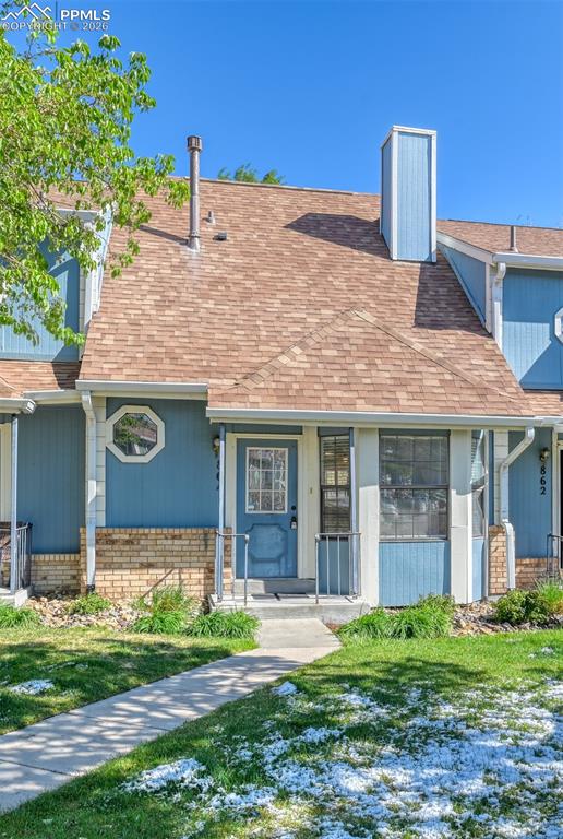 Image 1 of 32: Front of Structure