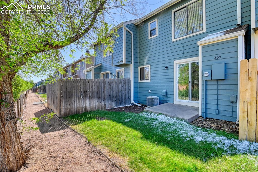 Image 30 of 32: Back of Structure