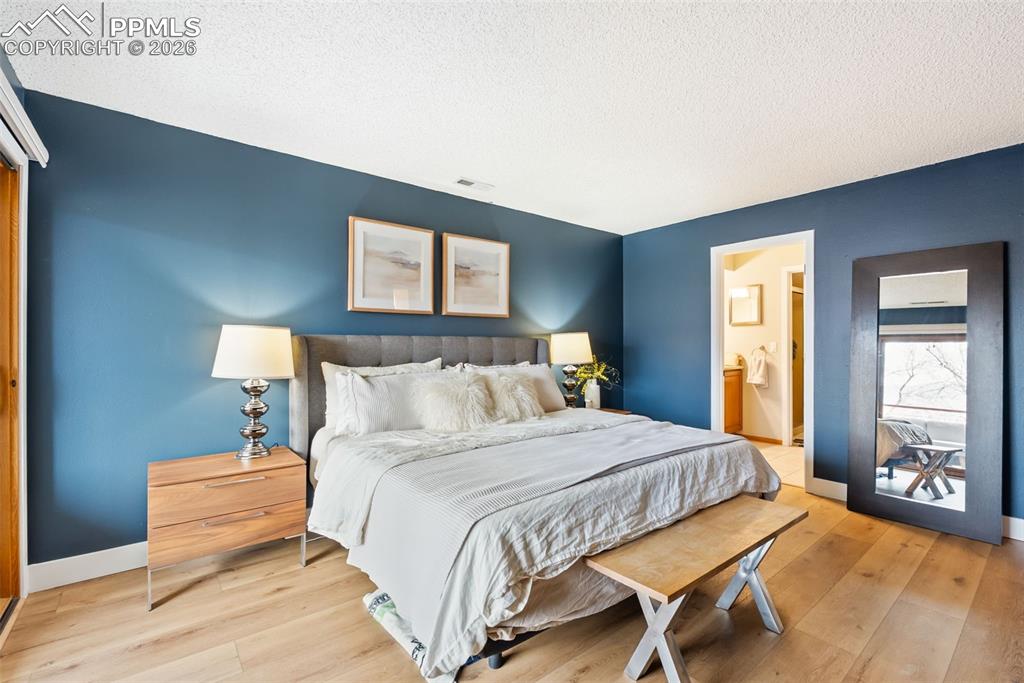 Image 23 of 39: Bedroom