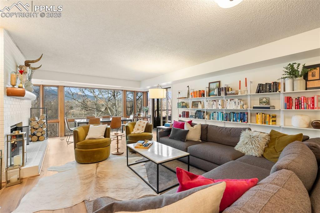 Image 6 of 39: Living Room