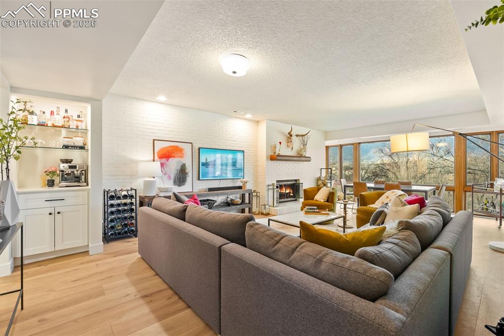 Image 9 of 39: Living Room