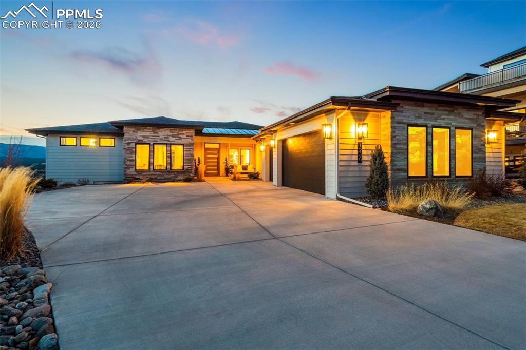 Image 1 of 50: Front of Structure