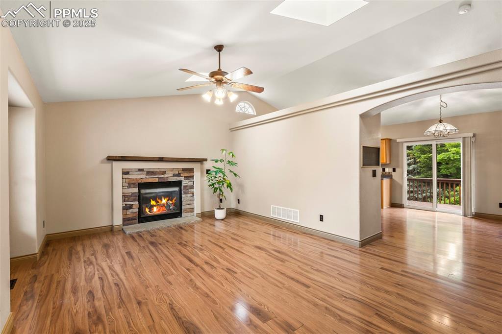 Image 7 of 34: Lots of natural light as you enter. 