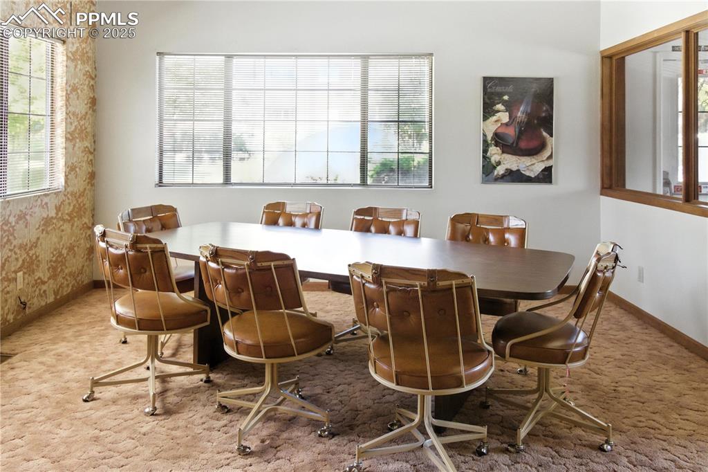 Image 23 of 26: Clubhouse